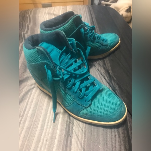 Nike | 8.5 - Picture 3 of 9